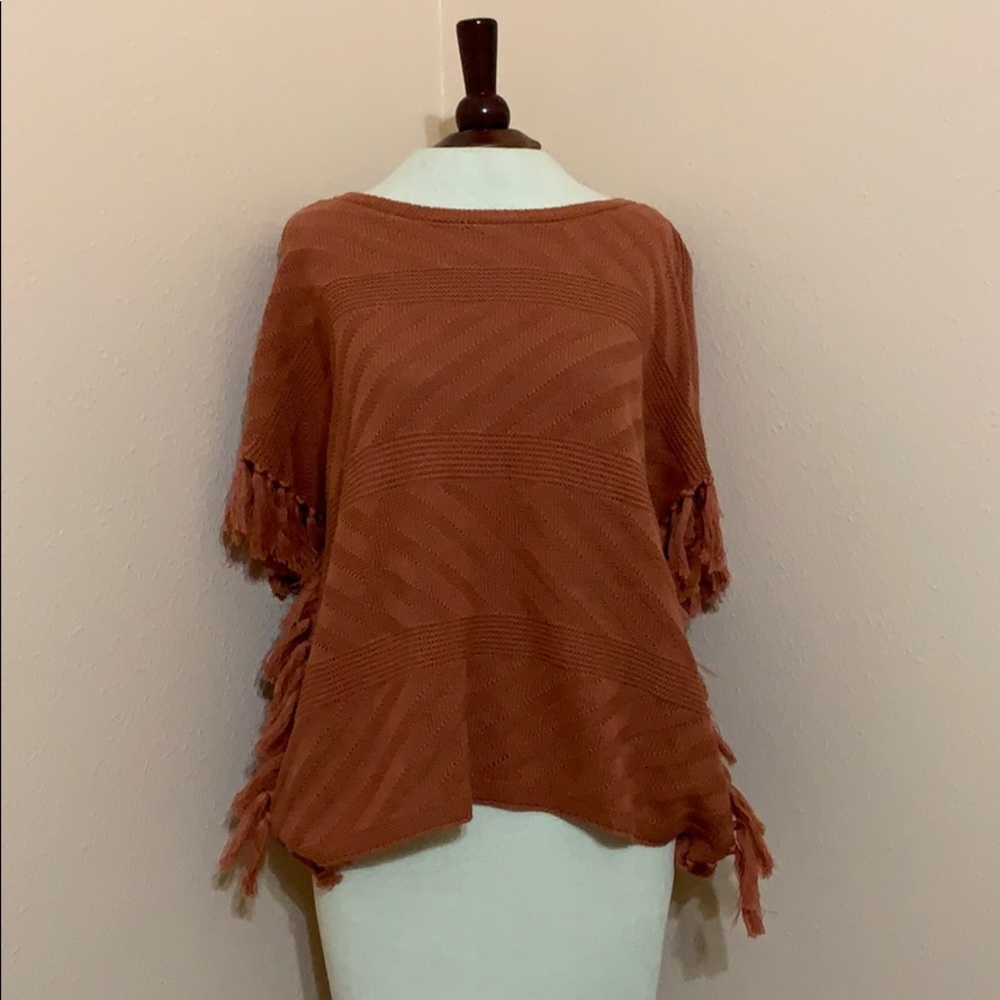 Tassel top